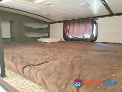 Zdjęcie 9 z 10 samochodu: 2019 JAYCO SLIDE IN VIN:1UJCJ0BV2K1LL0223 - miniatura