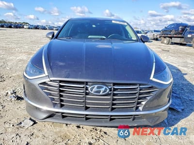 Piąte zdjęcie samochodu w środku: 2022 HYUNDAI SONATA SE VIN:5NPEG4JA9NH147346 - miniatura