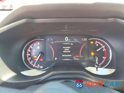 Zdjęcie 9 z 12 samochodu: 2024 TOYOTA RAV4 XLE PREMIUM VIN:2T3C1RFV5RW302667 - miniatura