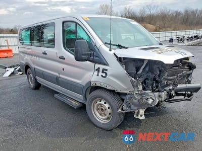 Czwarte zdjęcie samochodu z boku: 2018 FORD TRANSIT T-150 VIN:1FDZK1ZGXJKA91027 - miniatura