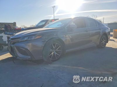 2024 TOYOTA CAMRY SE 4T1T11AK9RU894095 - główne zdjęcie licytacji z USA - miniatura
