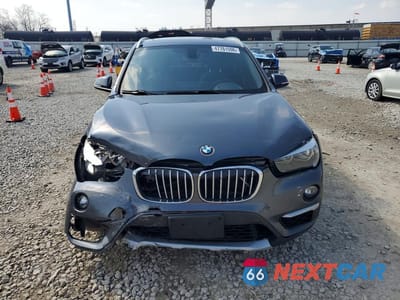 Piąte zdjęcie samochodu w środku: 2016 BMW X1 XDRIVE28I VIN:WBXHT3C35G5E49095 - miniatura