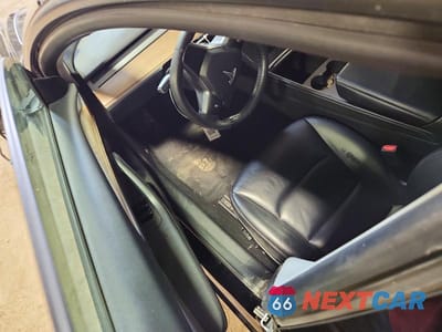 Zdjęcie 8 z 11 samochodu: 2023 TESLA MODEL 3 VIN:5YJ3E1EA3PF431062 - miniatura