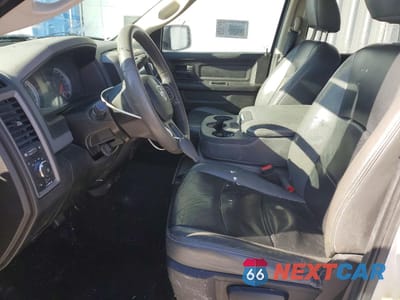 Zdjęcie 7 z 12 samochodu: 2019 RAM TRUCKS 1500 CLASSIC TRADESMAN VIN:1C6RR7KT3KS555892 - miniatura