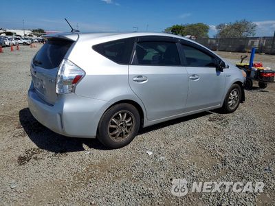 Trzecie zdjęcie samochodu z tyłu: 2013 TOYOTA PRIUS V THREE VIN:JTDZN3EU3D3257308 - miniatura