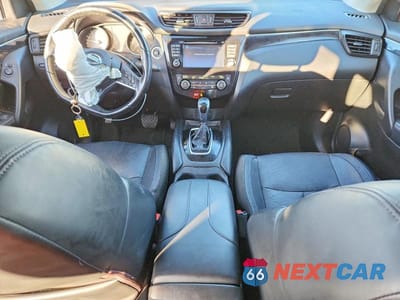 Zdjęcie 8 z 12 samochodu: 2017 NISSAN ROGUE SPORT SL VIN:JN1BJ1CR1HW119189 - miniatura