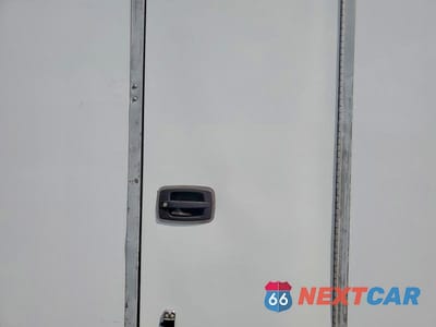 Zdjęcie 11 z 13 samochodu: 2020 FORD TRANSIT DELIVERY TRUCK VIN:1FDBW5Z85LKB07482 - miniatura