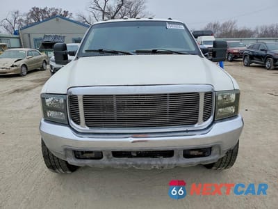 Piąte zdjęcie samochodu w środku: 2000 FORD F350 SUPER DUTY VIN:1FTWW32F5YEB67464 - miniatura