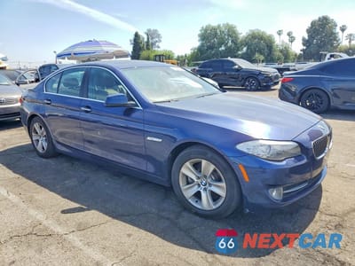 Czwarte zdjęcie samochodu z boku: 2013 BMW 528 XI VIN:WBAXH5C53DDW15830 - miniatura