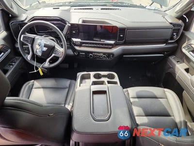Zdjęcie 8 z 13 samochodu: 2025 CHEVROLET SILVERADO K1500 LT VIN:1GCUKDED0SZ315085 - miniatura
