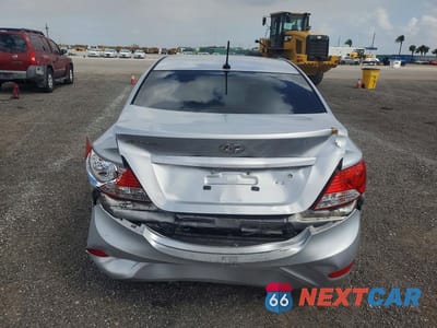 Zdjęcie 6 z 11 samochodu: 2013 HYUNDAI ACCENT GLS VIN:KMHCT4AE8DU446932 - miniatura