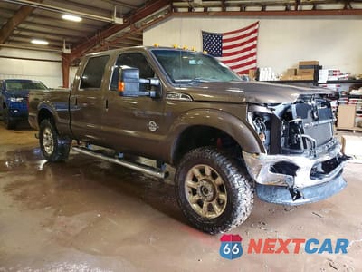 Czwarte zdjęcie samochodu z boku: 2016 FORD F250 SUPER DUTY VIN:1FT7W2BT6GEB82543 - miniatura