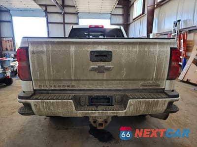 Zdjęcie 6 z 12 samochodu: 2016 CHEVROLET SILVERADO K3500 HIGH COUNTRY VIN:1GC4K1E8XGF296085 - miniatura