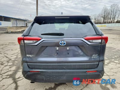 Zdjęcie 6 z 13 samochodu: 2024 TOYOTA RAV4 HYBRID XLE VIN:JTMRWRFV2RD582718 - miniatura