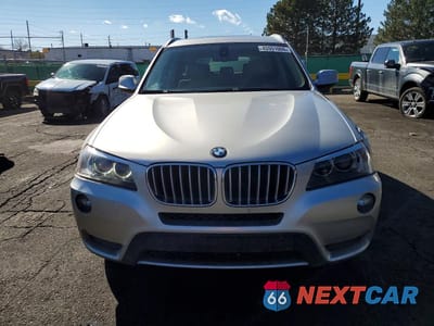Piąte zdjęcie samochodu w środku: 2012 BMW X3 XDRIVE28I VIN:5UXWX5C55CL722947 - miniatura