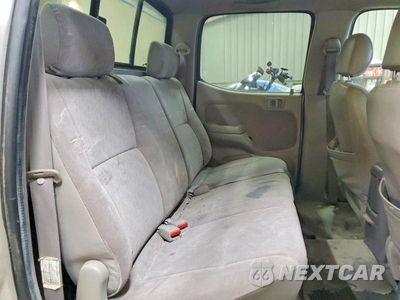 Zdjęcie 10 z 11 samochodu: 2004 TOYOTA TACOMA VIN:5TEHN72N14Z402198 - miniatura