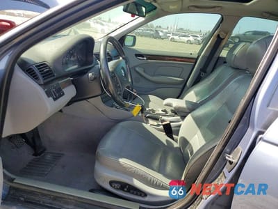 Zdjęcie 7 z 11 samochodu: 2002 BMW 325 I VIN:WBAEV33452KL55290 - miniatura