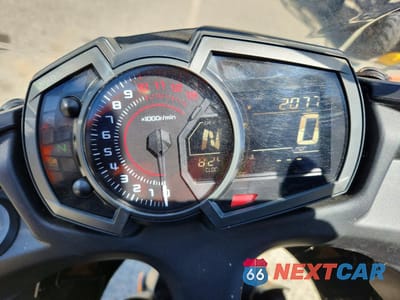 Zdjęcie 7 z 9 samochodu: 2019 KAWASAKI EX650 F VIN:JKAEXEK17KDA30500 - miniatura