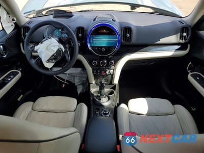 Zdjęcie 8 z 11 samochodu: 2022 MINI COOPER S COUNTRYMAN ALL4 VIN:WMZ83BR05N3P23700 - miniatura