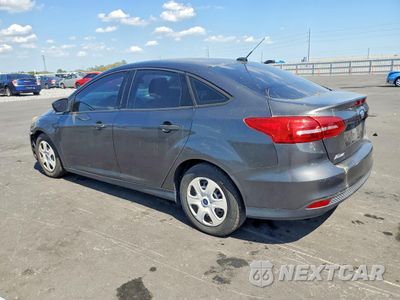 Drugie zdjęcie samochodu z przodu: 2017 FORD FOCUS S VIN:1FADP3E26HL322943 - miniatura