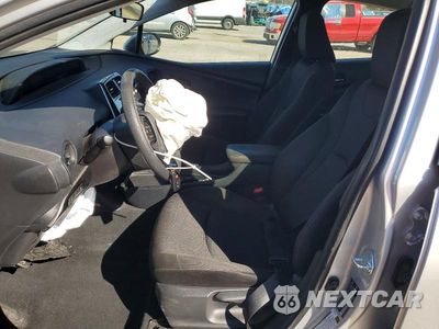 Zdjęcie 7 z 12 samochodu: 2019 TOYOTA PRIUS L ECO VIN:JTDKARFU4K3077315 - miniatura