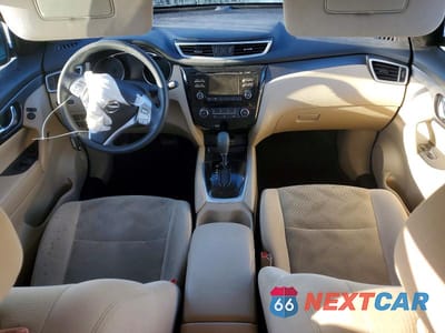 Zdjęcie 8 z 11 samochodu: 2016 NISSAN ROGUE S VIN:5N1AT2MT3GC796534 - miniatura