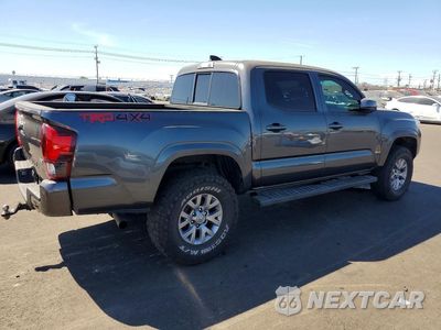 Trzecie zdjęcie samochodu z tyłu: 2023 TOYOTA TACOMA SR V6 VIN:3TMCZ5AN1PM631342 - miniatura