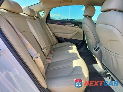 Zdjęcie 10 z 11 samochodu: 2018 HYUNDAI SONATA HYBRID LIMITED VIN:KMHE34L30JA083477 - miniatura