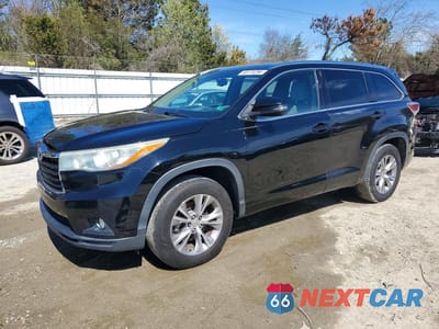 2015 TOYOTA HIGHLANDER XLE 5TDKKRFH2FS046195 - główne zdjęcie licytacji z USA - miniatura