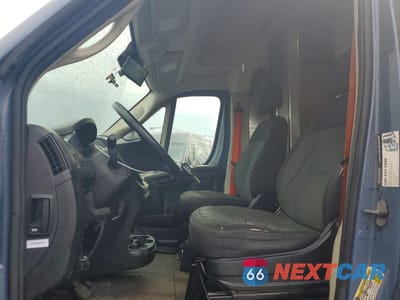 Zdjęcie 7 z 13 samochodu: 2020 RAM PROMASTER 3500 DELIVERY VAN VIN:3C6URVJG0LE139998 - miniatura