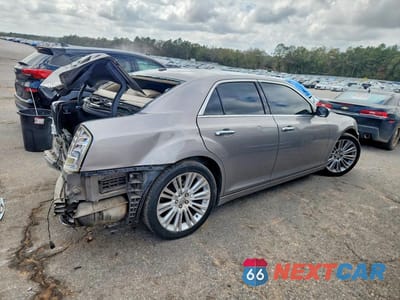 Trzecie zdjęcie samochodu z tyłu: 2014 CHRYSLER 300C VIN:2C3CCAEGXEH222312 - miniatura