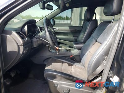 Zdjęcie 7 z 12 samochodu: 2018 JEEP GRAND CHEROKEE LAREDO VIN:1C4RJEAG7JC512822 - miniatura