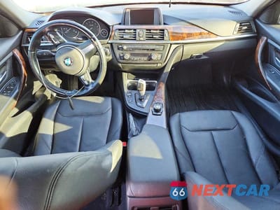 Zdjęcie 8 z 11 samochodu: 2014 BMW 328 XI VIN:WBA3B3C52EJ980989 - miniatura