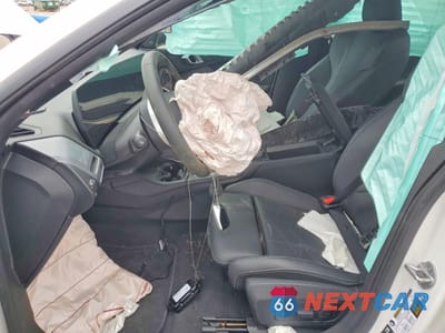 Zdjęcie 7 z 12 samochodu: 2026 BMW Motorrad 228XI VIN:WBA23GG02T7U32239 - miniatura