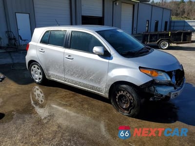 Czwarte zdjęcie samochodu z boku: 2014 SCION XD BASE VIN:JTKKUPB45E1044849 - miniatura