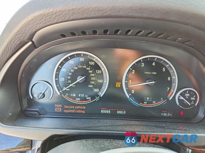 Zdjęcie 9 z 13 samochodu: 2017 BMW X5 SDRIVE35I VIN:5UXKR2C35H0X04799 - miniatura