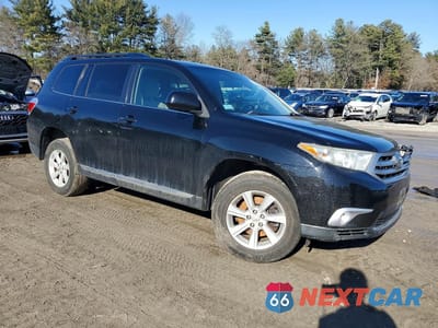 Czwarte zdjęcie samochodu z boku: 2012 TOYOTA HIGHLANDER BASE VIN:5TDBK3EH3CS169045 - miniatura