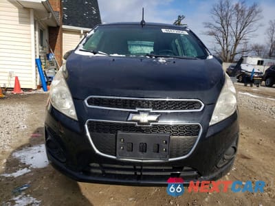 Piąte zdjęcie samochodu w środku: 2014 CHEVROLET SPARK 1LT VIN:KL8CD6S97EC502325 - miniatura