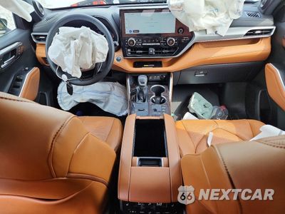 Zdjęcie 8 z 14 samochodu: 2025 TOYOTA HIGHLANDER HYBRID PLATINUM VIN:5TDEBRCH3SS688078 - miniatura