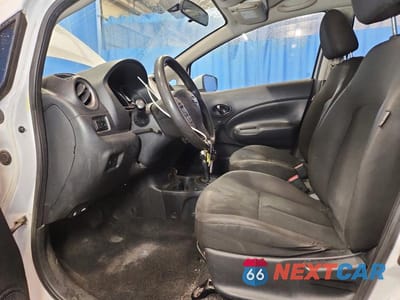 Zdjęcie 7 z 12 samochodu: 2018 NISSAN VERSA NOTE S VIN:3N1CE2CP7JL351966 - miniatura