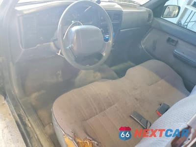 Zdjęcie 8 z 12 samochodu: 1996 TOYOTA TACOMA BASE VIN:4TANL42N8TZ218583 - miniatura