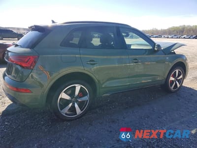 Trzecie zdjęcie samochodu z tyłu: 2024 AUDI Q5 PRESTIGE 45 VIN:WA1FAAFY7R2102398 - miniatura