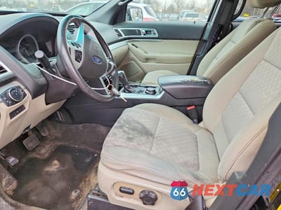 Zdjęcie 7 z 12 samochodu: 2015 FORD EXPLORER XLT VIN:1FM5K8D8XFGB70750 - miniatura