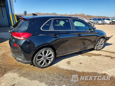 Trzecie zdjęcie samochodu z tyłu: 2019 HYUNDAI ELANTRA GT N LINE VIN:KMHH55LC7KU118769 - miniatura