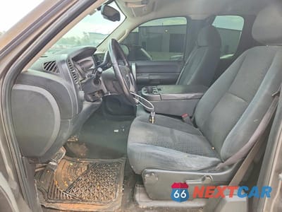 Zdjęcie 7 z 12 samochodu: 2007 GMC NEW SIERRA C1500 VIN:2GTEC19J471696262 - miniatura