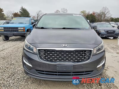 Piąte zdjęcie samochodu w środku: 2019 KIA SEDONA EX VIN:KNDMB5C13K6510825 - miniatura