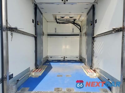 Zdjęcie 10 z 13 samochodu: 2021 FORD TRANSIT DELIVERY VAN VIN:1FDBW5Z81MKA84400 - miniatura