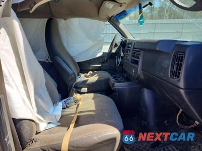 Zdjęcie 7 z 13 samochodu: 2011 CHEVROLET EXPRESS G1500 LS VIN:1GNSGBF49B1152731 - miniatura