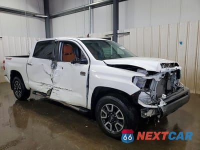Czwarte zdjęcie samochodu z boku: 2020 TOYOTA TUNDRA 1794 EDITION VIN:5TFAY5F16LX918325 - miniatura