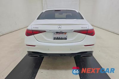 Zdjęcie 14 z 14 samochodu: 2021 MERCEDES-BENZ S 580 4MATIC VIN:W1K6G7GB1MA049655 - miniatura